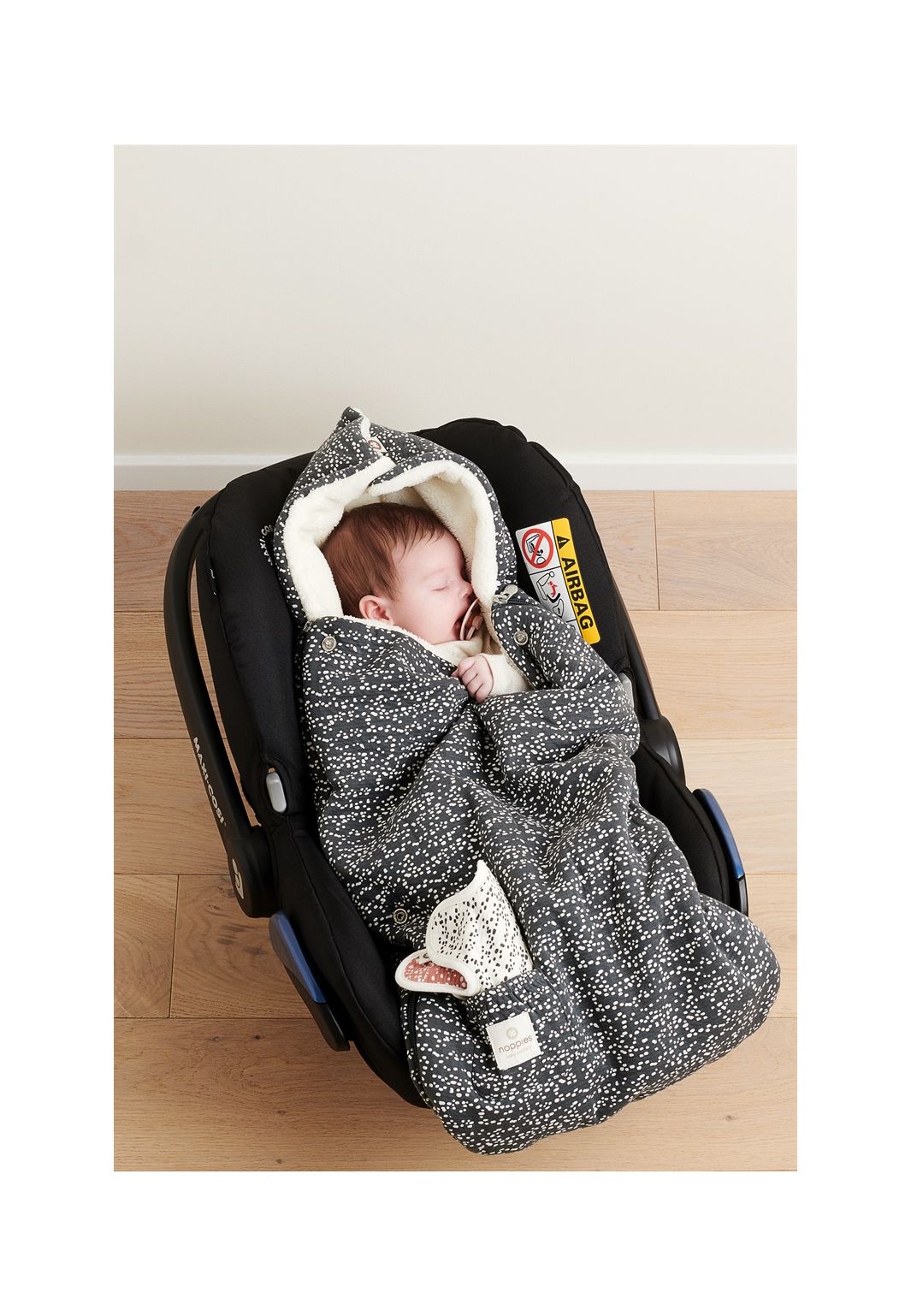 Noppies Baby Comfort Car seat footmuff Fancy Dot TOG 4.5 - Forged Iron