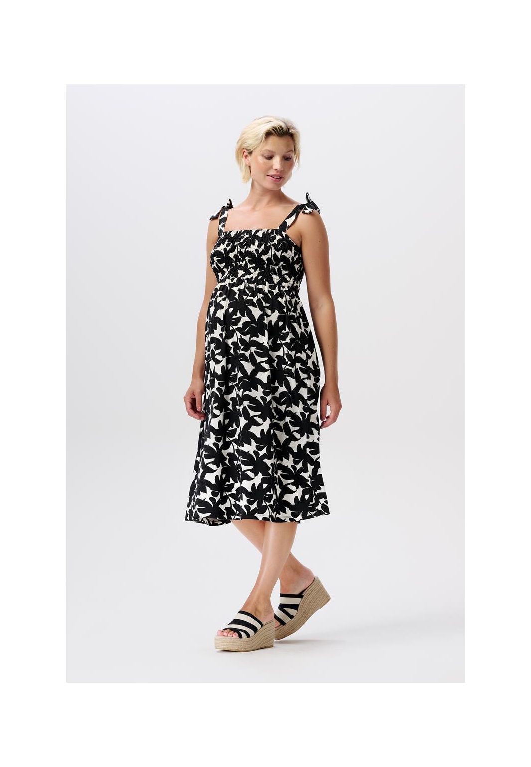 Noppies Jurk Nia - Black Big Flower